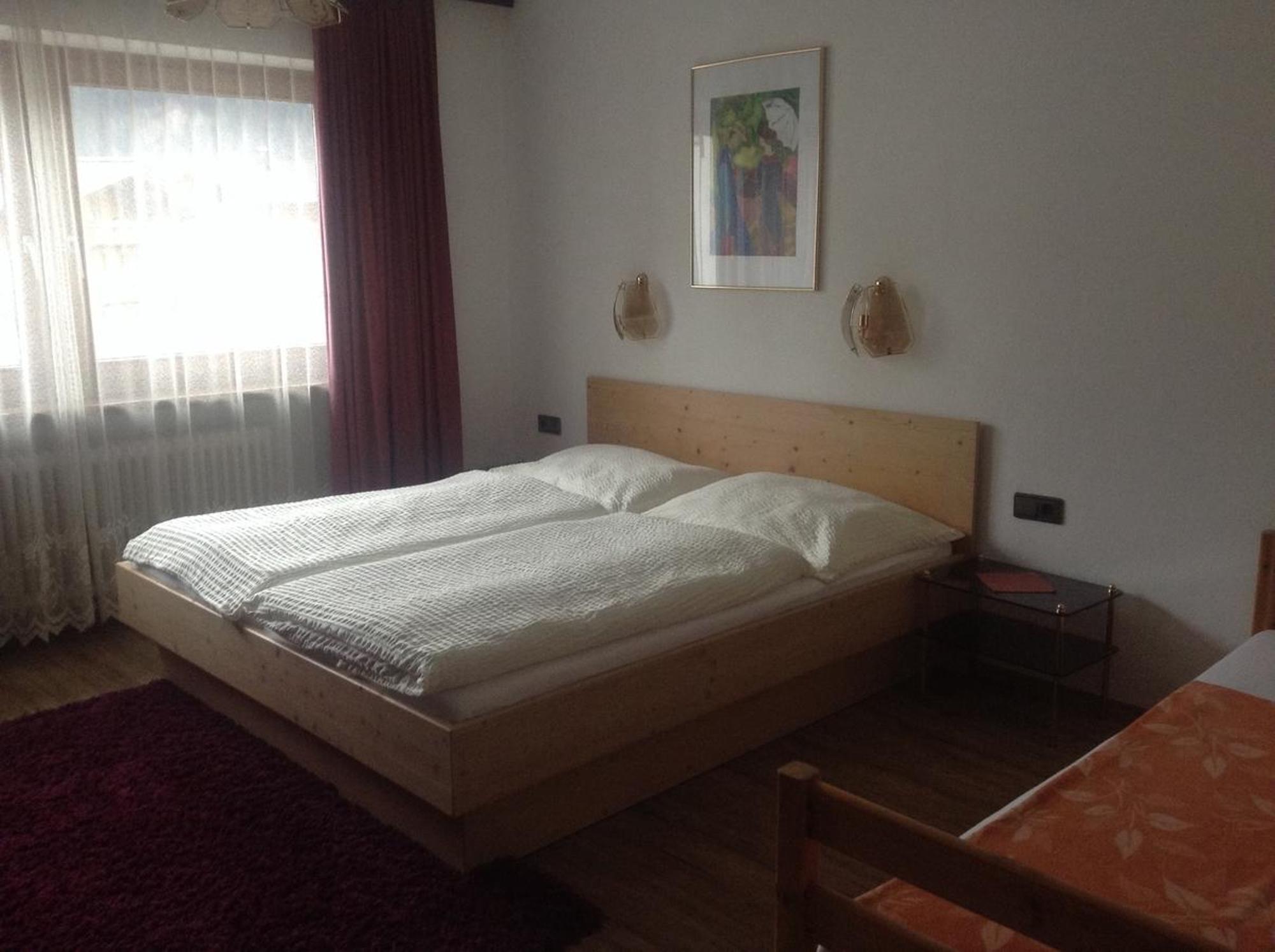 Ferienwohnung Blumen Penz Zell am Ziller Room photo